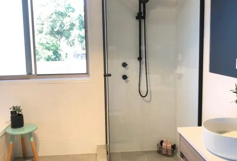 shower-screen